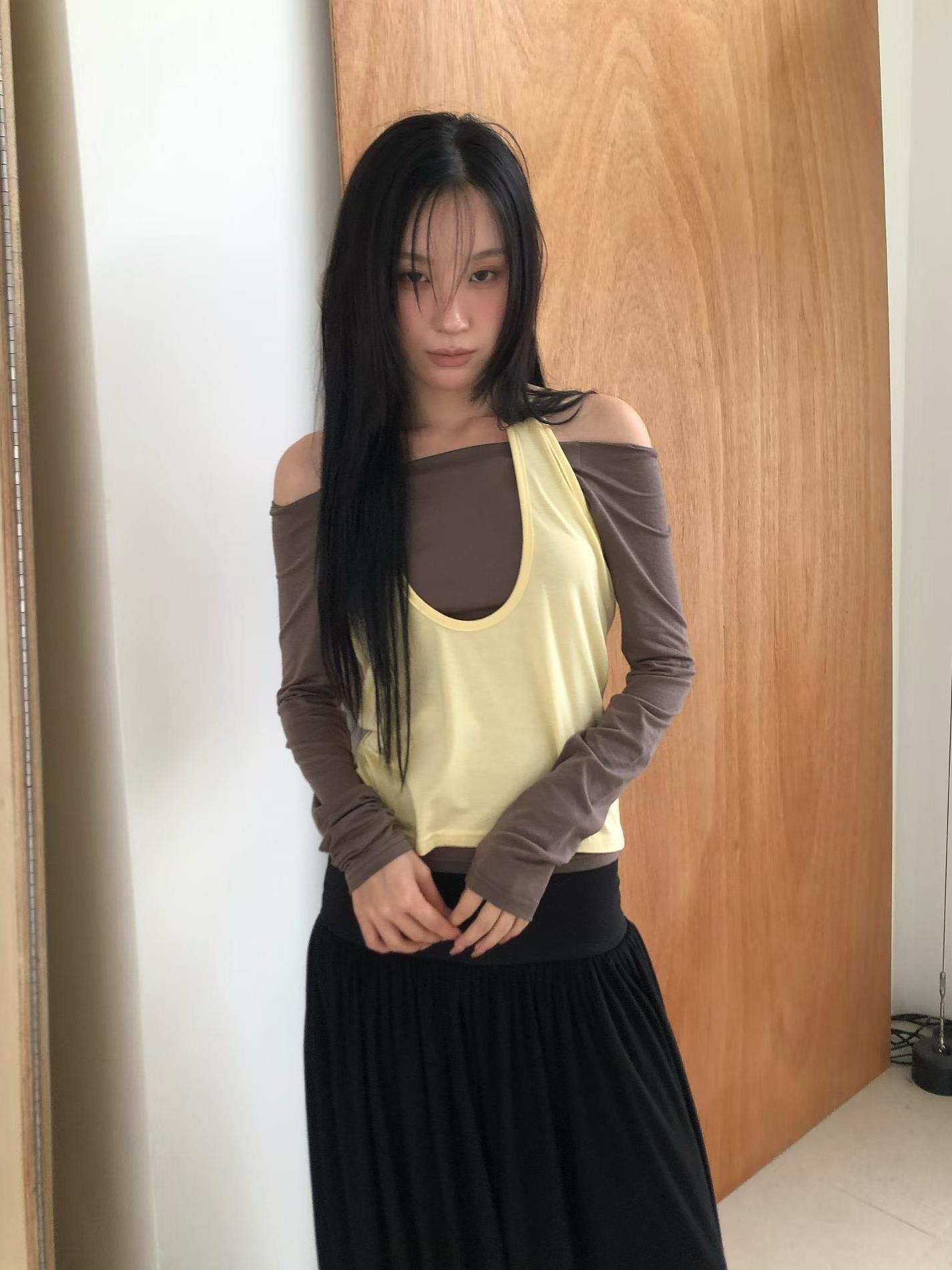 掛脖背心+一字領上衣兩件組